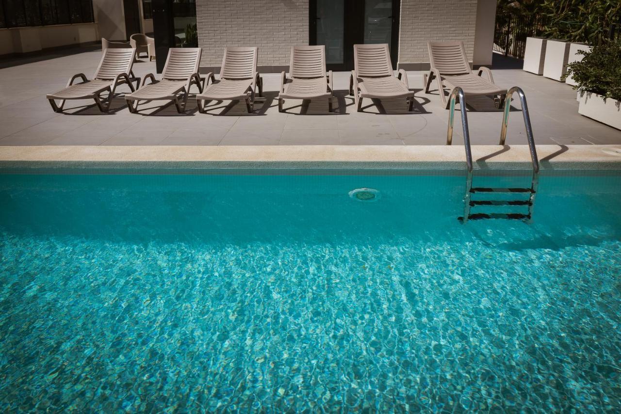 Modern Sea Front Sea Waves Apartment Alicante Exterior photo